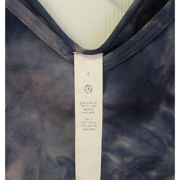 Lululemon Align Diamond Dye Lunar Tee 4 - Picture 7 of 8